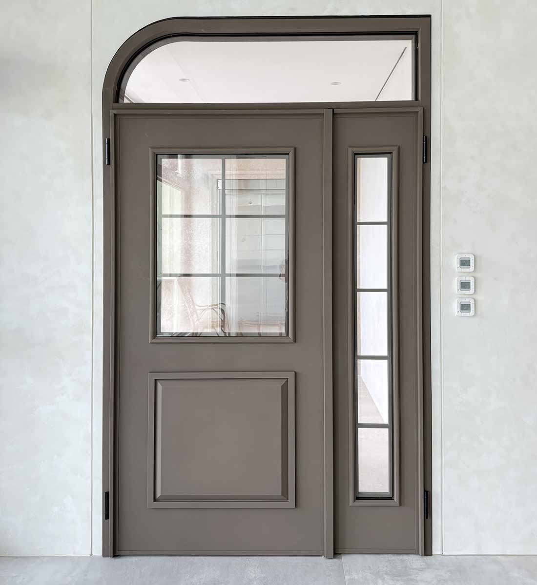 子母玻璃格窗門